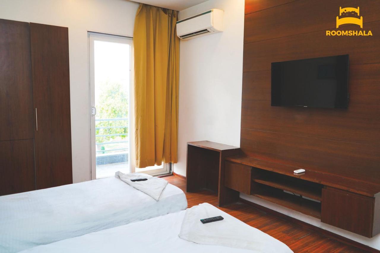 Hotel Ls 21 Badshahpur Ngoại thất bức ảnh